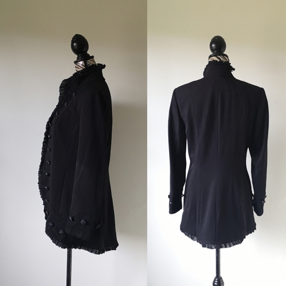 Gothic Victorian Military inspired blazer - Picture 3 of 9